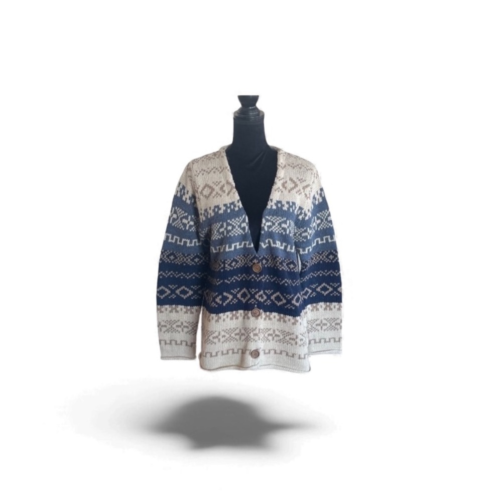 Hauln RG wool Nordic scandi girl grammacore v
Blue knit grampa cardigan medium